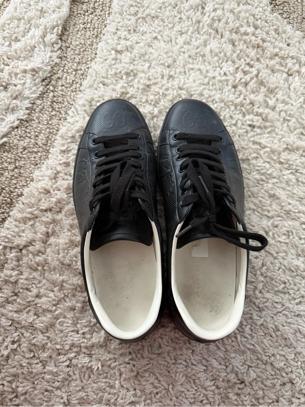 Gucci Black Leather Low-Top Sneakers